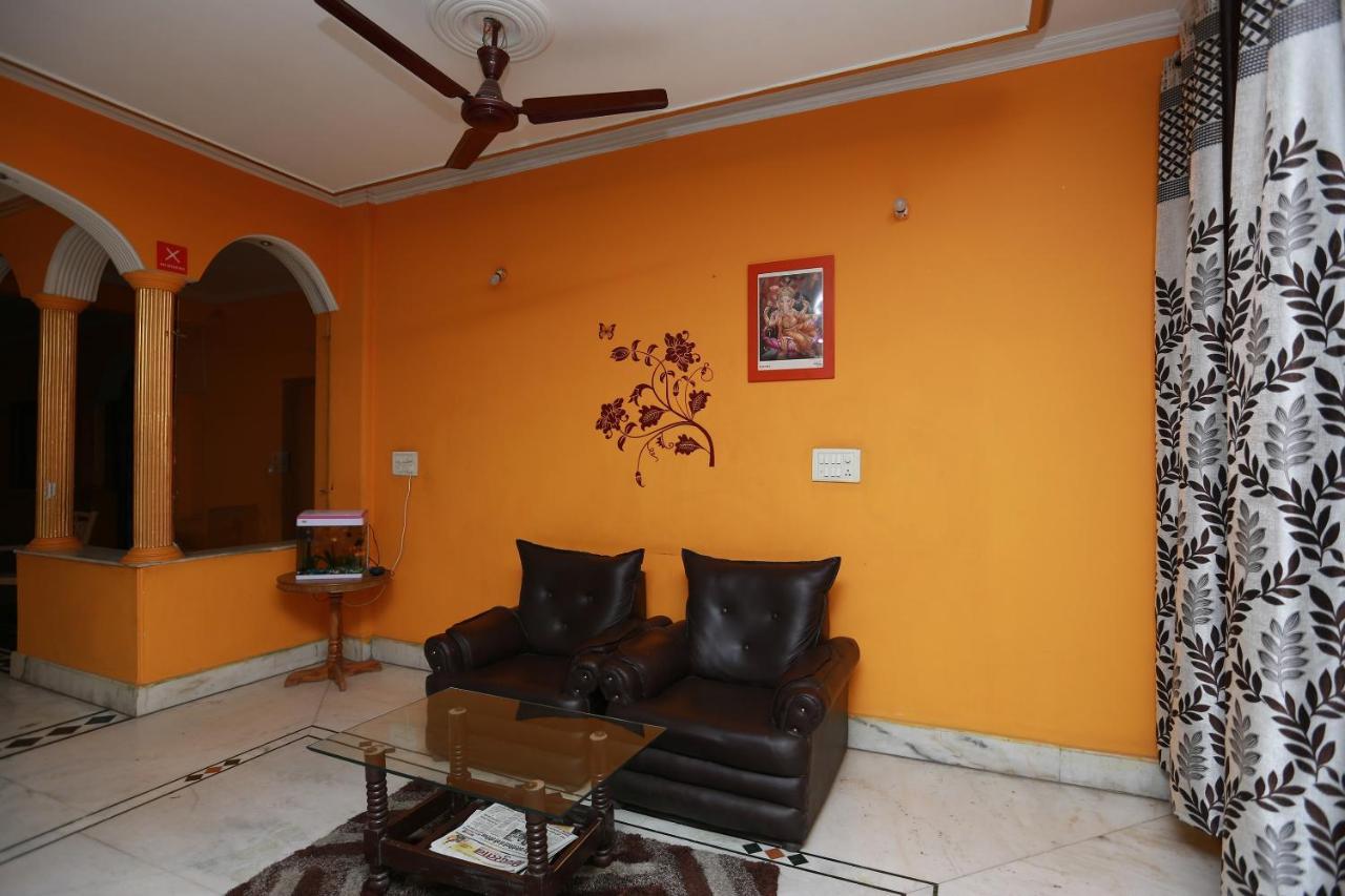 Oyo 11752 Hotel Sun Palace Residency Indirapuram 외부 사진