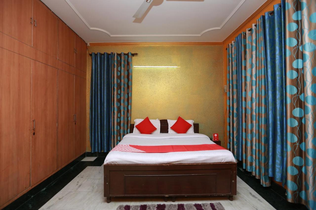 Oyo 11752 Hotel Sun Palace Residency Indirapuram 외부 사진